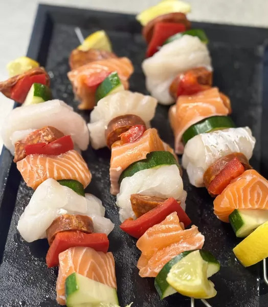 3 brochettes cabillaud saumon chorizo
